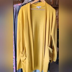 Cardigan waffle with pockets like new